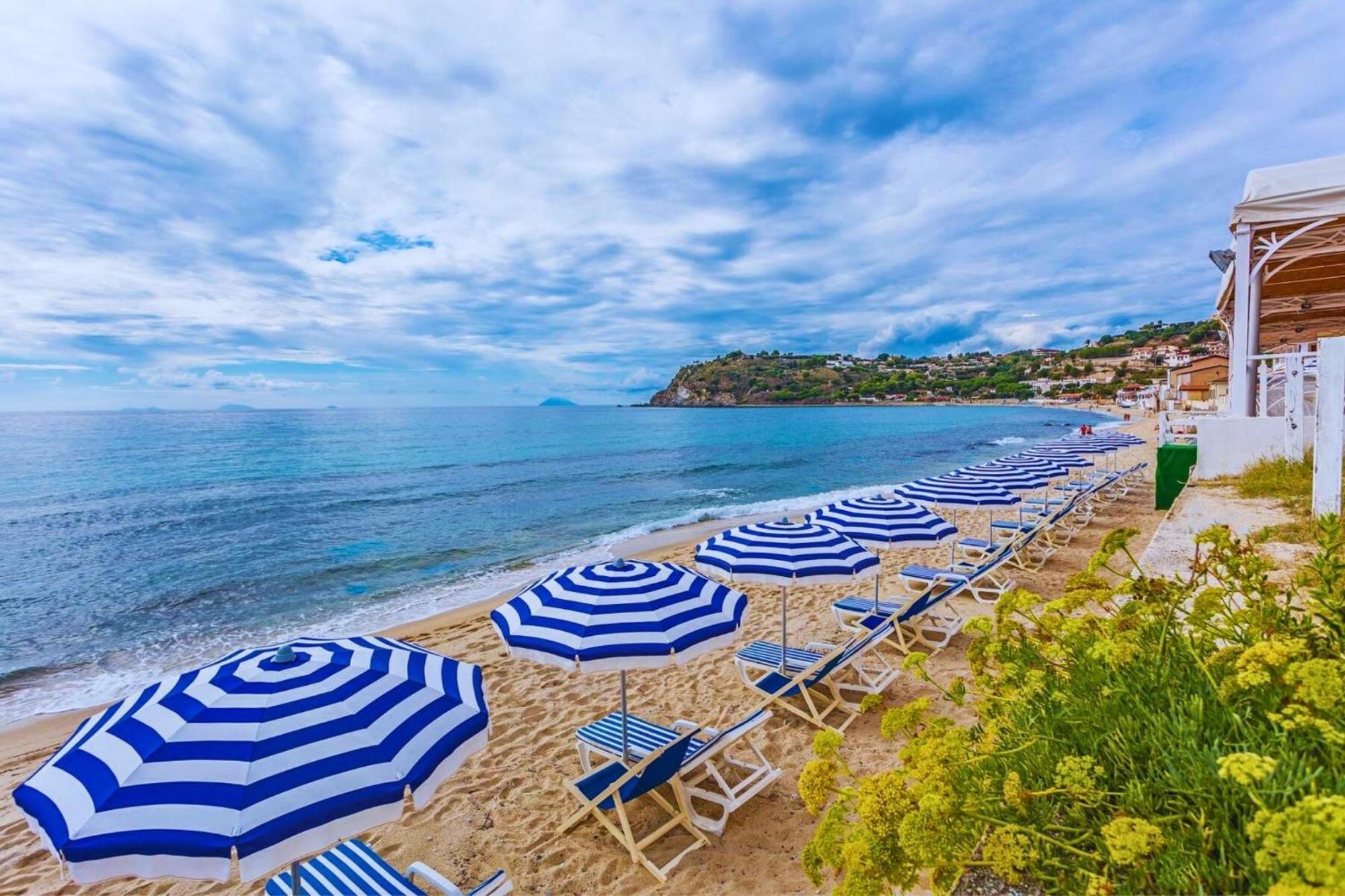 Hotel Ipomea Club Capo Vaticano Exterior photo
